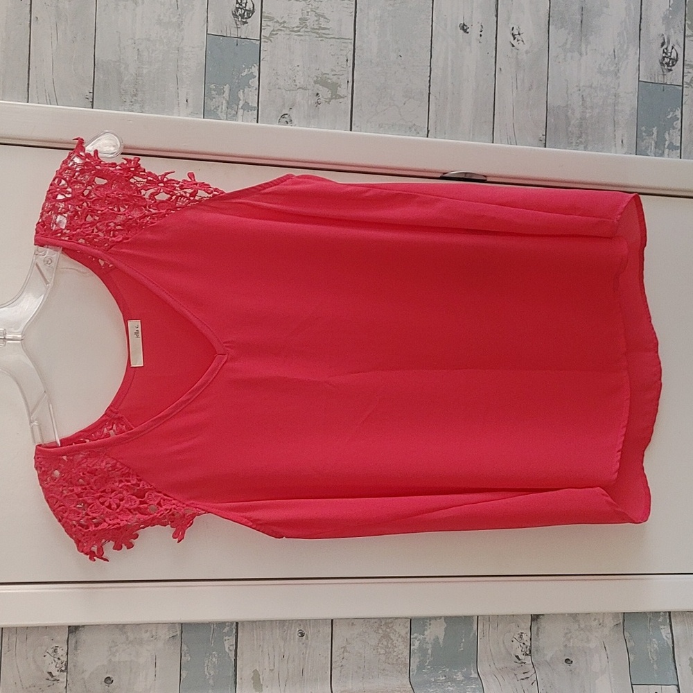 jella c. Coral Medium Short Sleeve Blouse